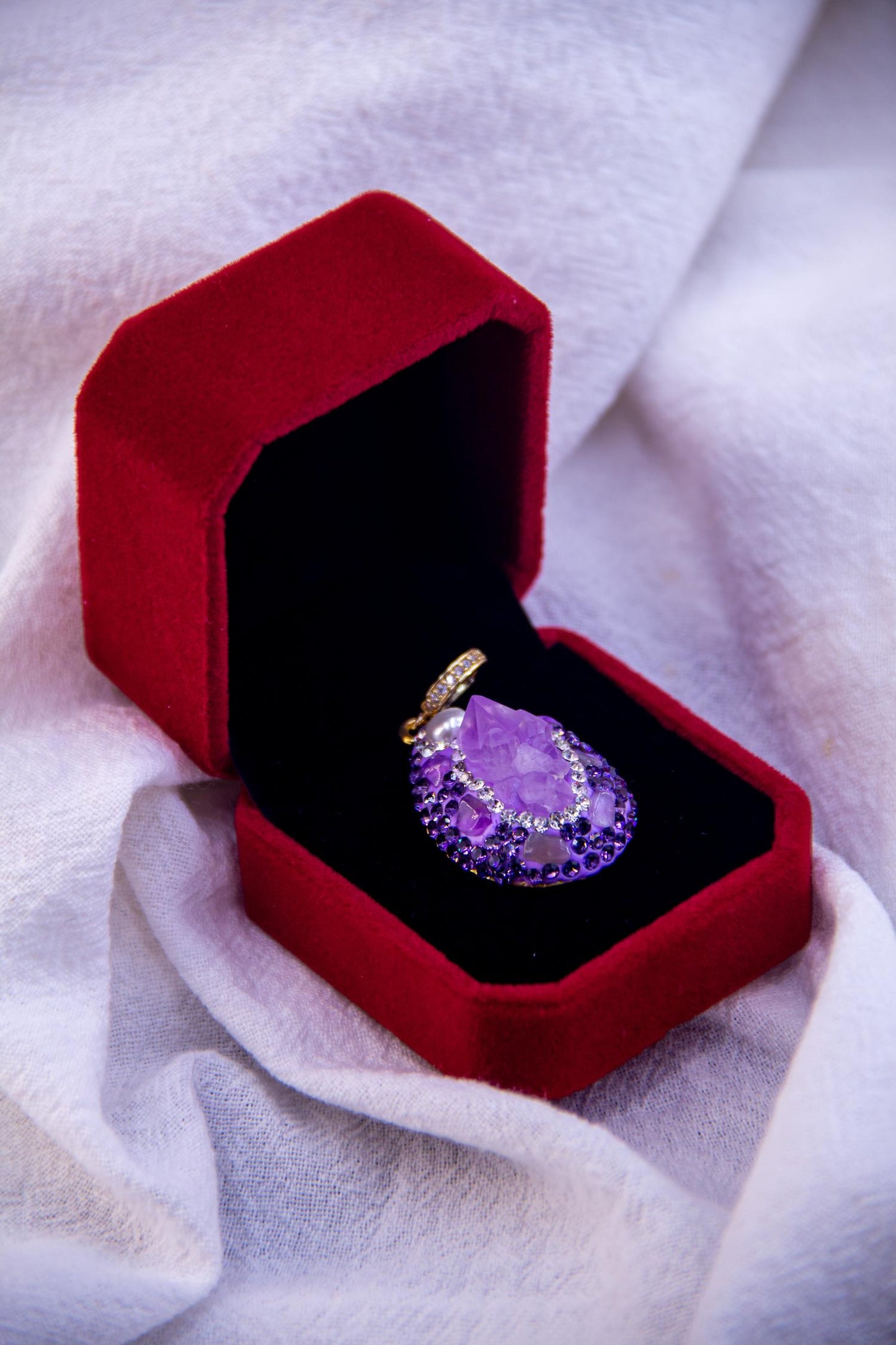 Amethyst Fantasy Pearl Pendant- A Dazzling Fusion of Nature and Luxury