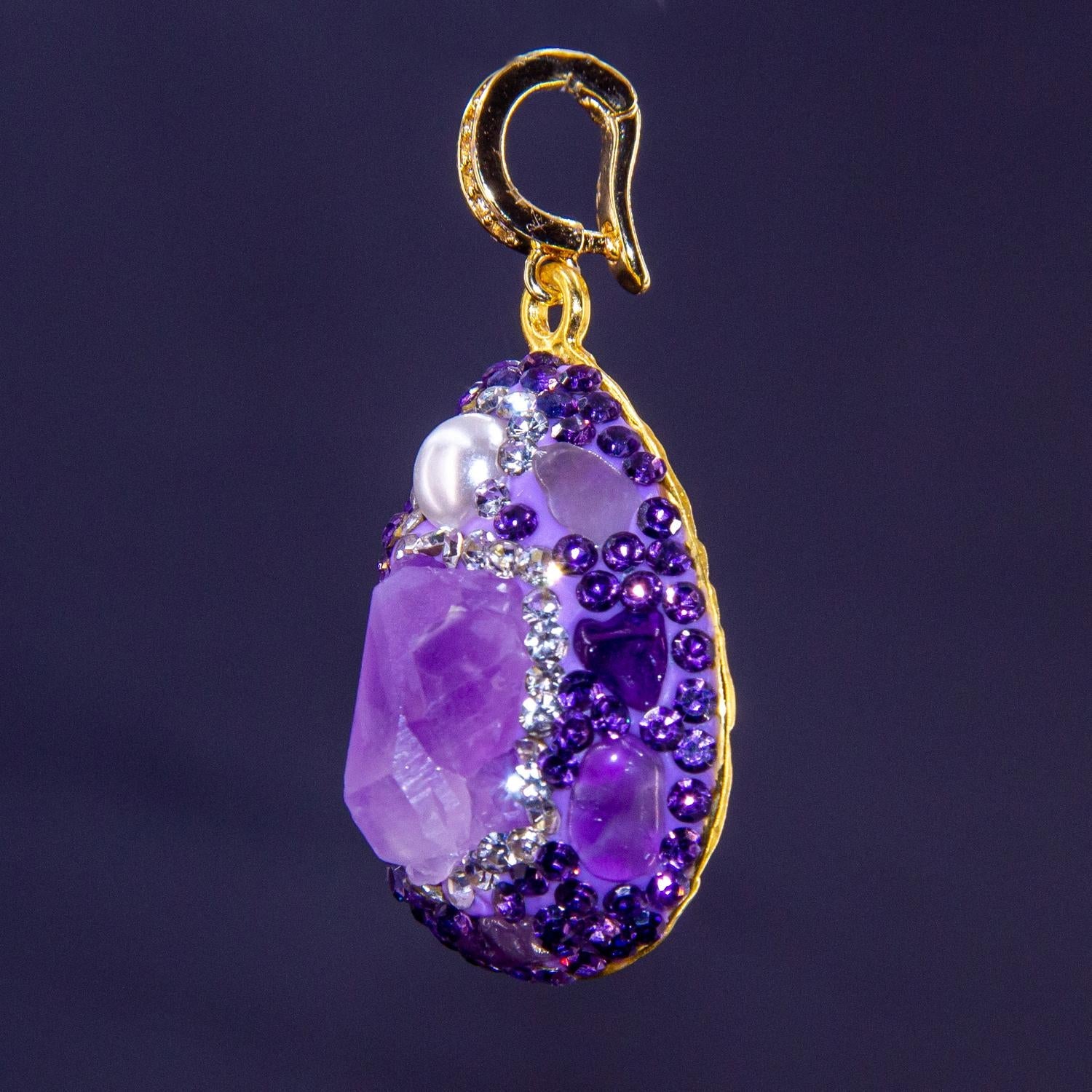 Crystal pendant