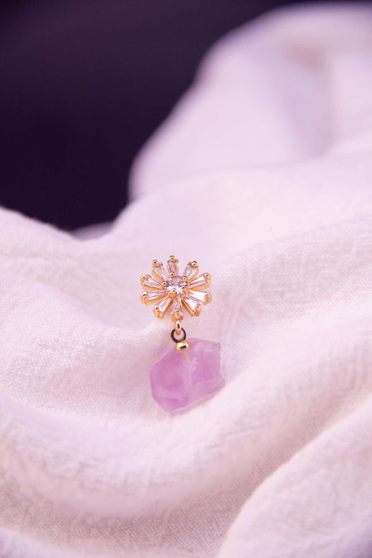 Amethyst Earrings: A Fusion of Natural Beauty and Sparkling Elegance